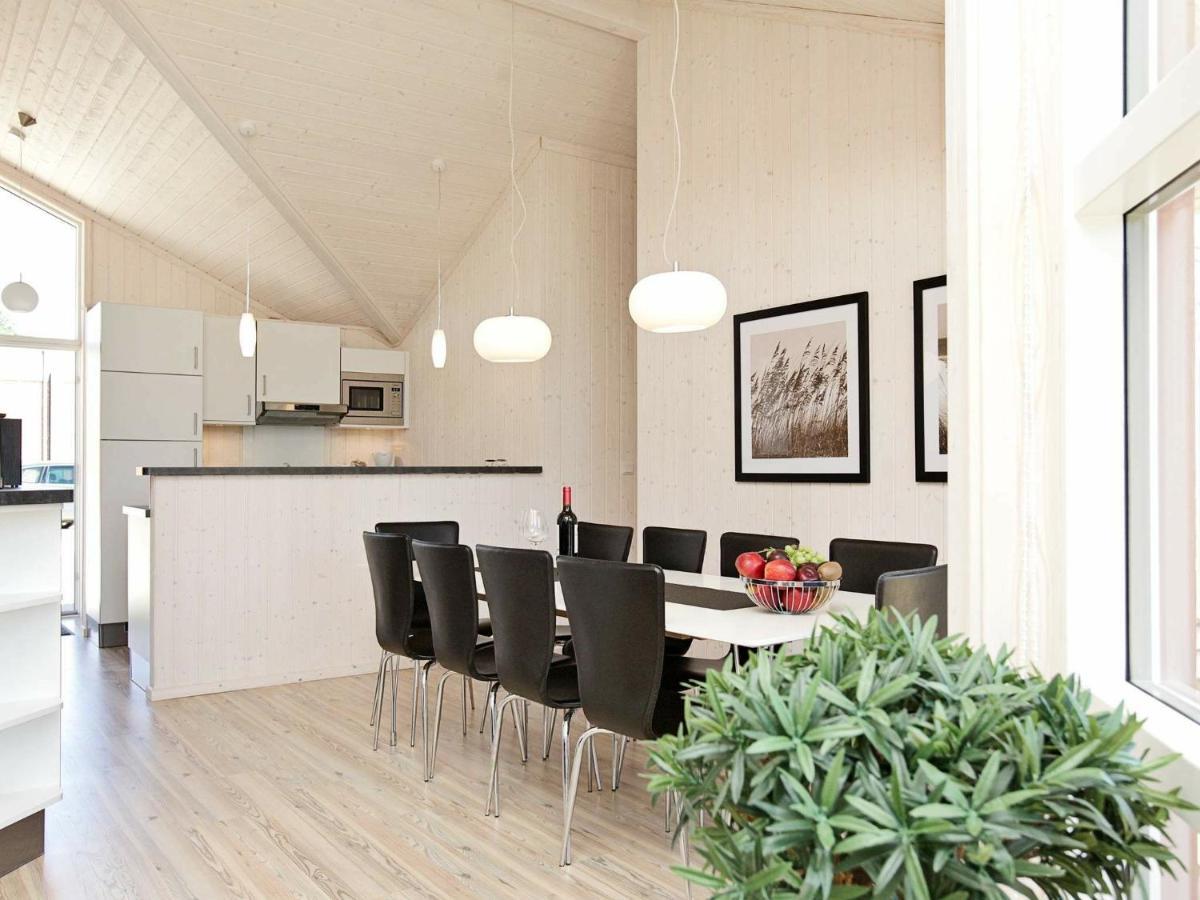 Four-Bedroom Holiday Home In Grossenbrode 1 المظهر الخارجي الصورة